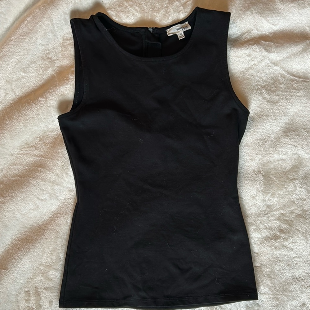 Aritzia – Wilfred – black tank with zip back size 2XS